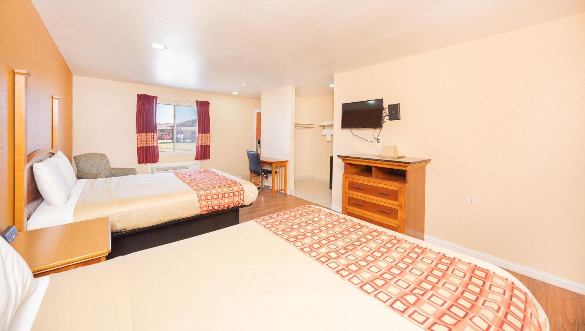 Regency Inn Hondo Екстериор снимка